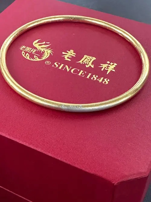 宝鸡一市民买黄金手镯佩戴不到半年就脱色!咋回事?
