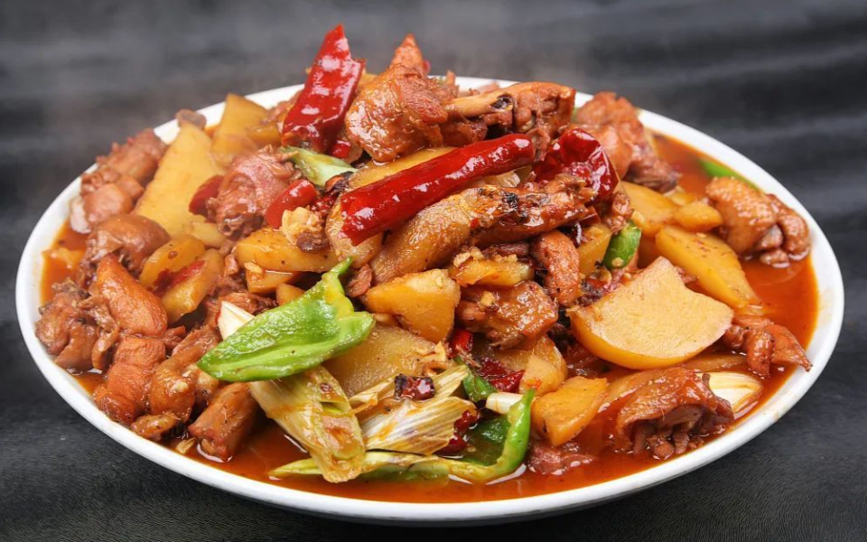 大河早点看丨蔬菜涨出"过年价";发表"钓鱼岛是中国领土"的中国籍播音