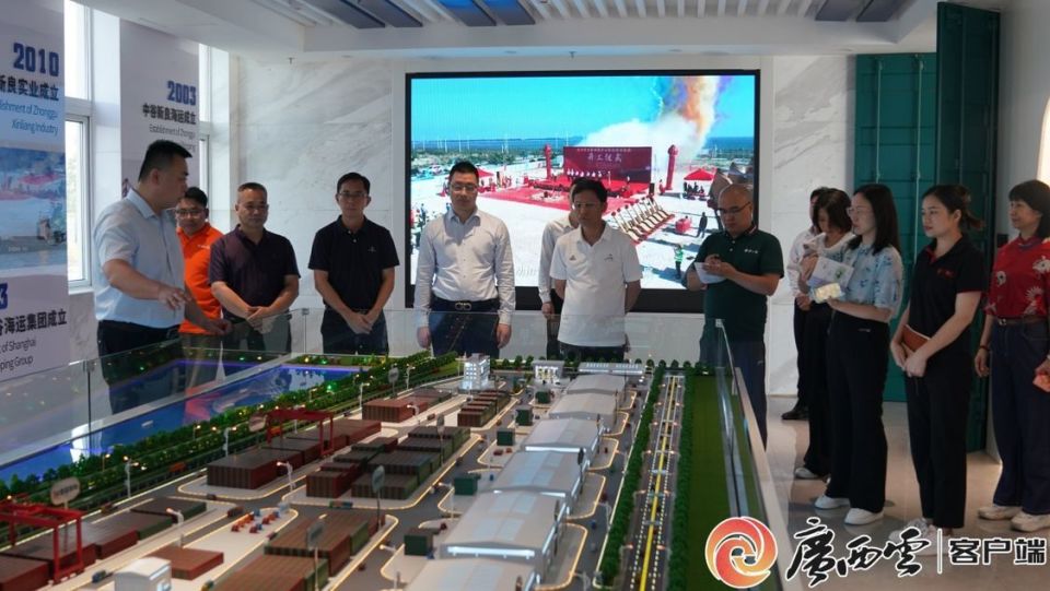 憧憬:"广西经济发展稳中向好,北部湾港朝着千万标箱的目标奋力冲刺