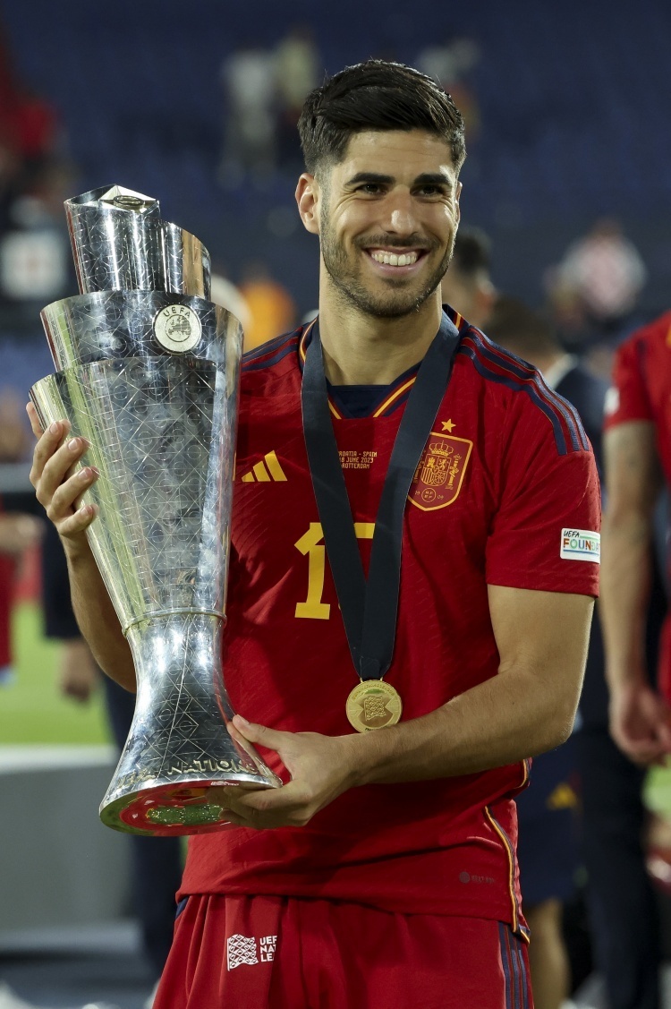 28岁阿森西奥无缘欧洲杯,在巴黎年薪千万成轮换