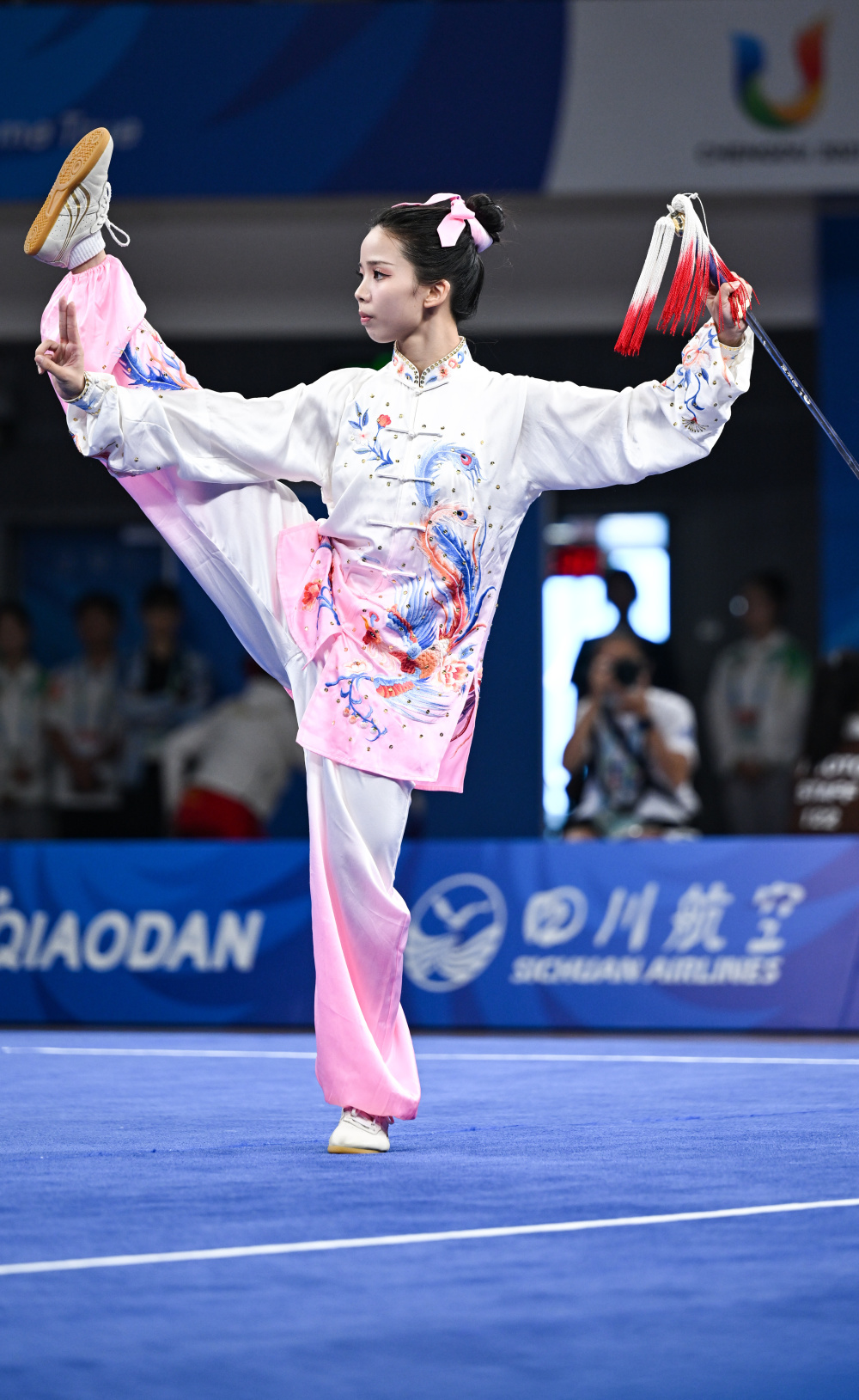 成都大运会武术女子太极剑陈小丽夺冠