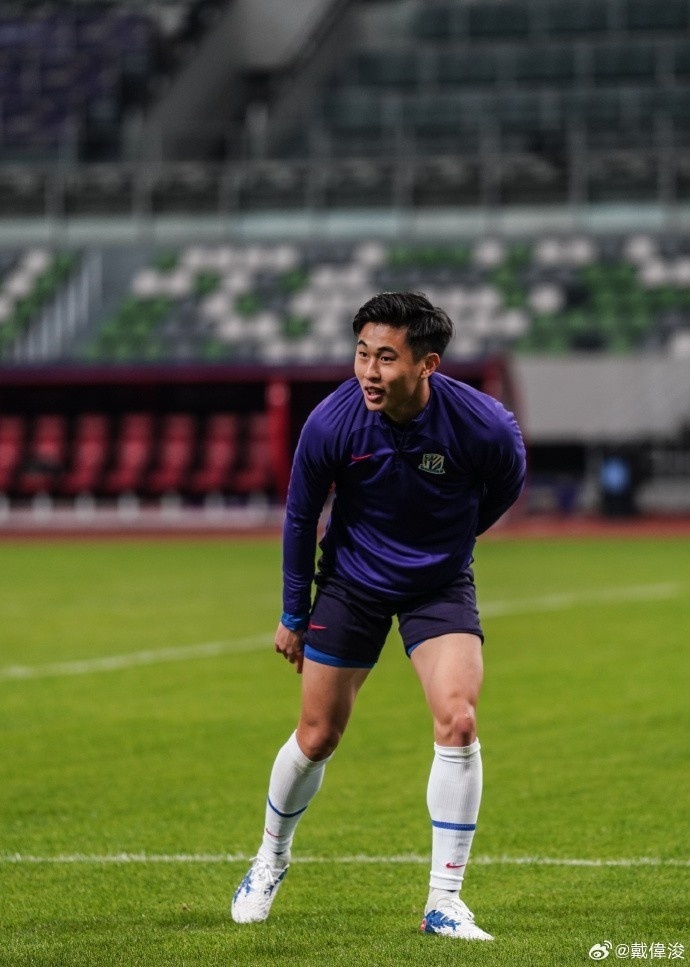 戴伟浚晒训练照:胜负毫厘之间,做好充分准备保持昂扬斗志_腾讯新闻