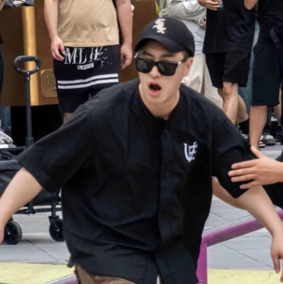 救命,潘玮柏胖到200斤,再胖16:9的屏幕都放不下了