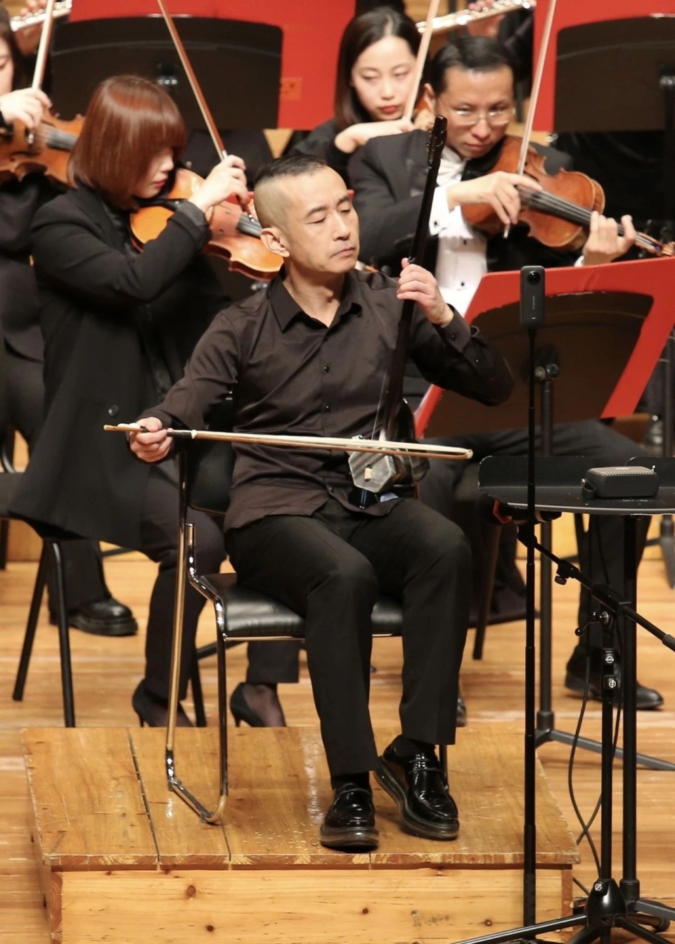 二胡也时尚 高韶青在琴台掀起"新民乐"风潮_腾讯新闻