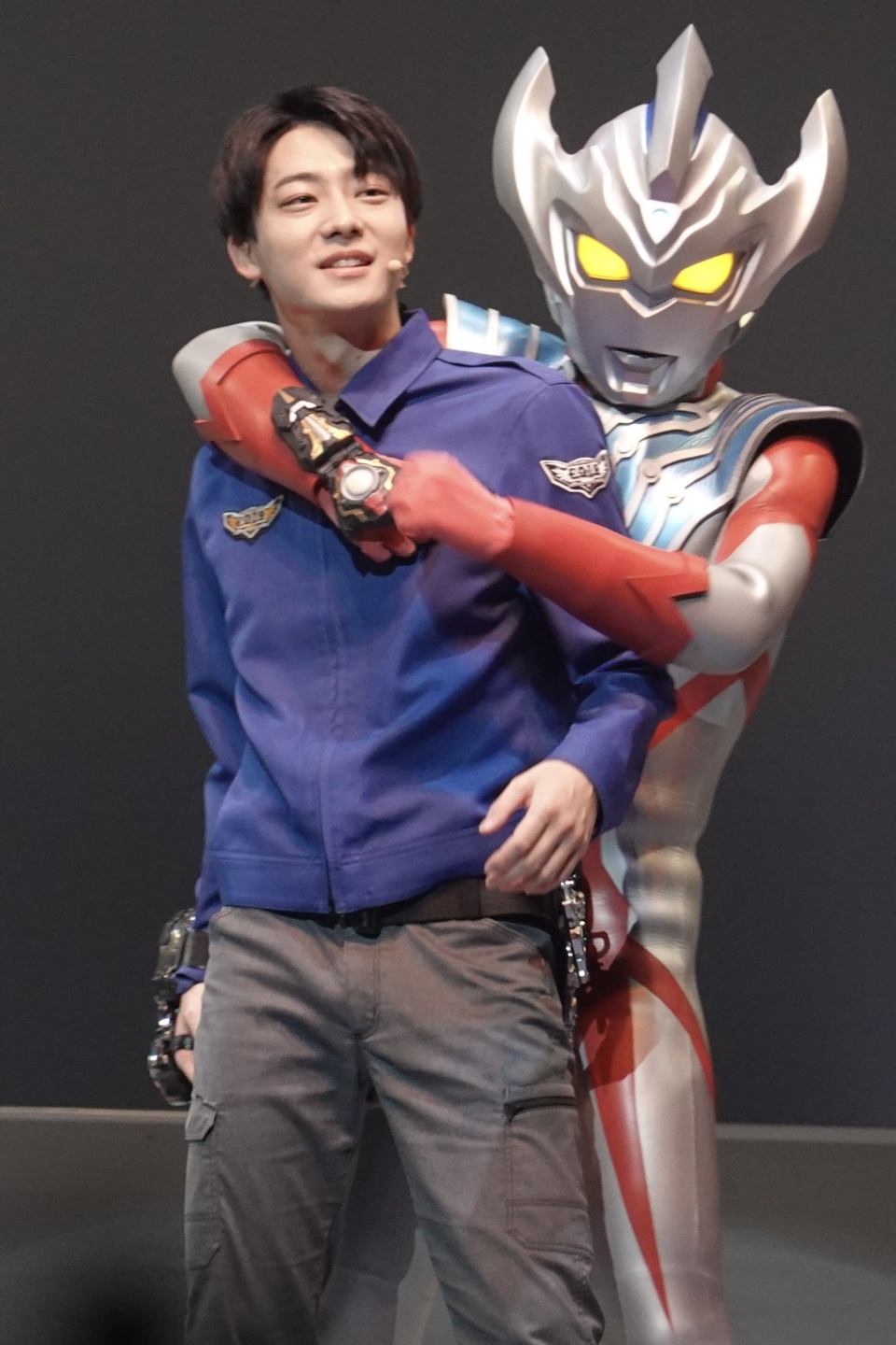 新生代奥特曼舞台剧难得一见的优幸和泰迦同框以后估计很难回归了