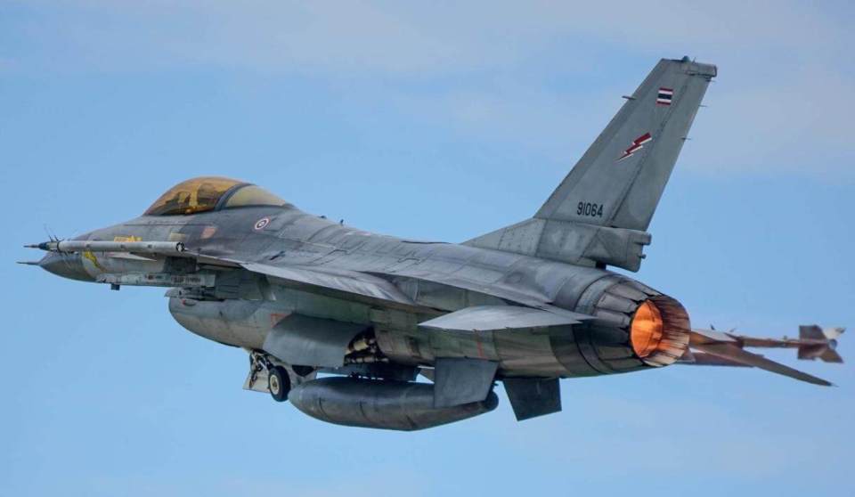 美国的7500怎么表示早安!世界丨美国与欧盟达成15%税率关税协议；全球首个！这一岛国计划全体移民_https://www.jmylbn.com_新闻资讯_第4张