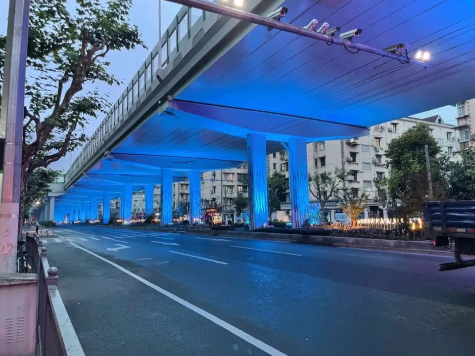 点亮杨浦区内环高架桥下空间景观照明上新啦