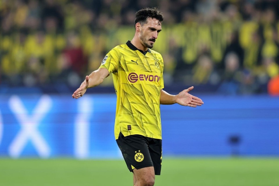 35岁168天,胡梅尔斯是近25年欧冠决赛最年长的首发德国球员