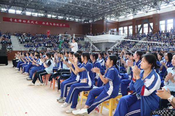 郫都中学图片