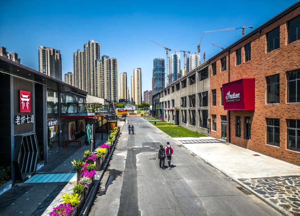 5月9日拍摄的由老仓库改造的瑶海区徽商2号门文创街区(无人机照片).