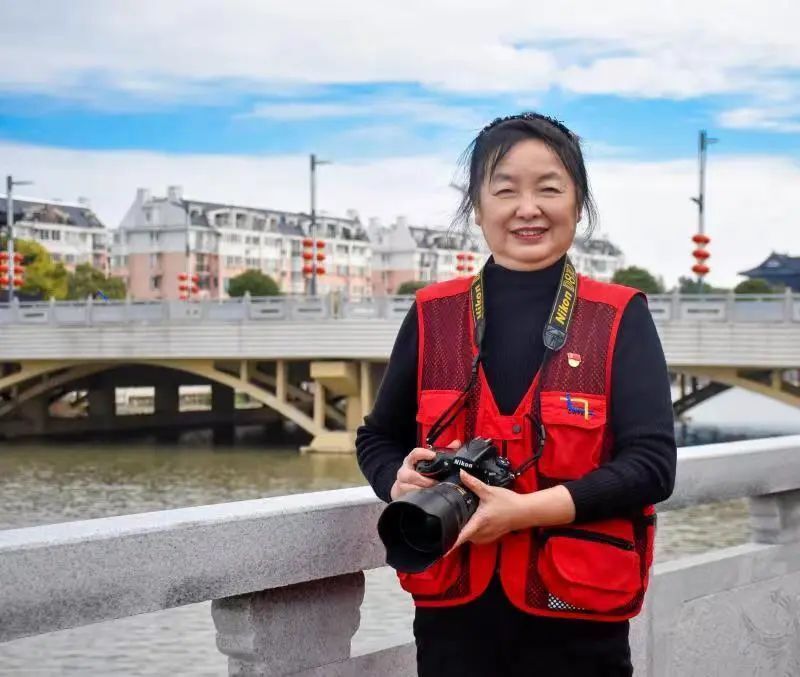 谢秋华!她把兴化读给你听