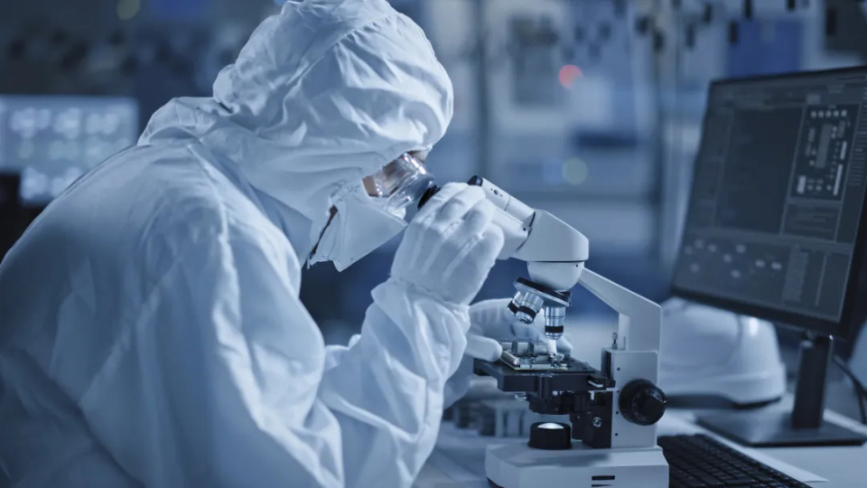 頭條號：澳門正版資料最新免費資料免費新冠疫苗，即將退出歷史舞臺