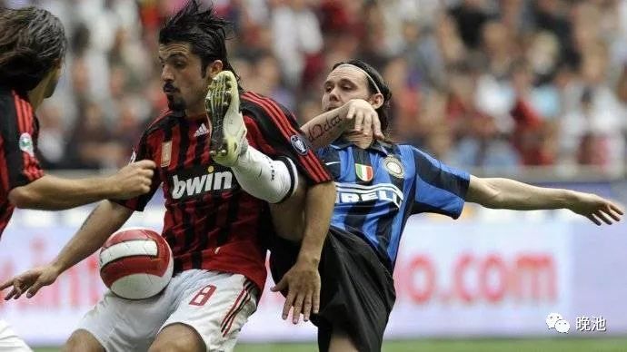 ac米兰队史今天:2008年米兰德比因扎吉 卡卡建功!2-1国米(5月4日)