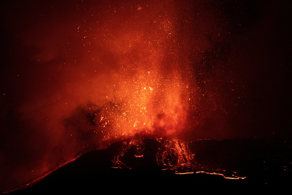 欧洲最大的火山图片