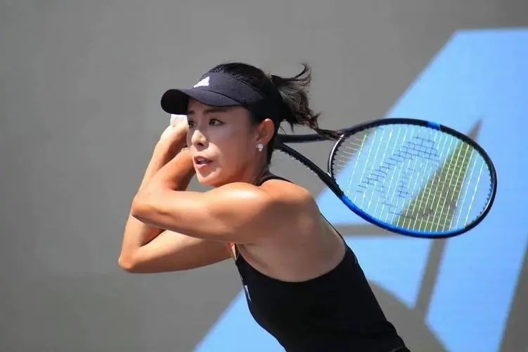 两盘直落,王蔷迎连胜,终有世界排名_腾讯新闻