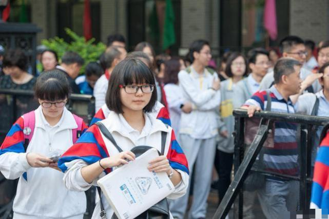 本人在初中讀初二一事無成我該怎麼辦只要上進就還有希望