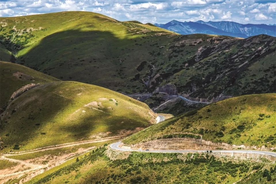 从成都到理塘骑了12天自行车,到底在坚持什么?