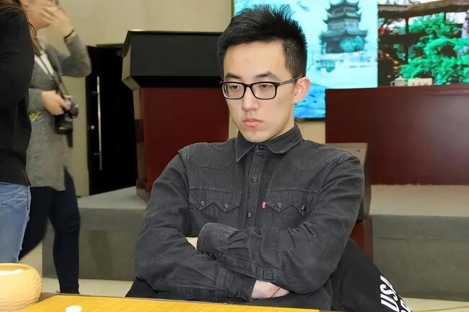 春兰杯杨楷文擒申真谞扳倒最大敌人 轰然倒下!八冠王柯洁负芈昱廷