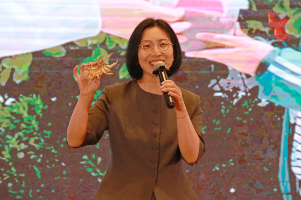 安阳市第八中学教师张岩现场展示分享10位中原名班主任代表赵方强,乔