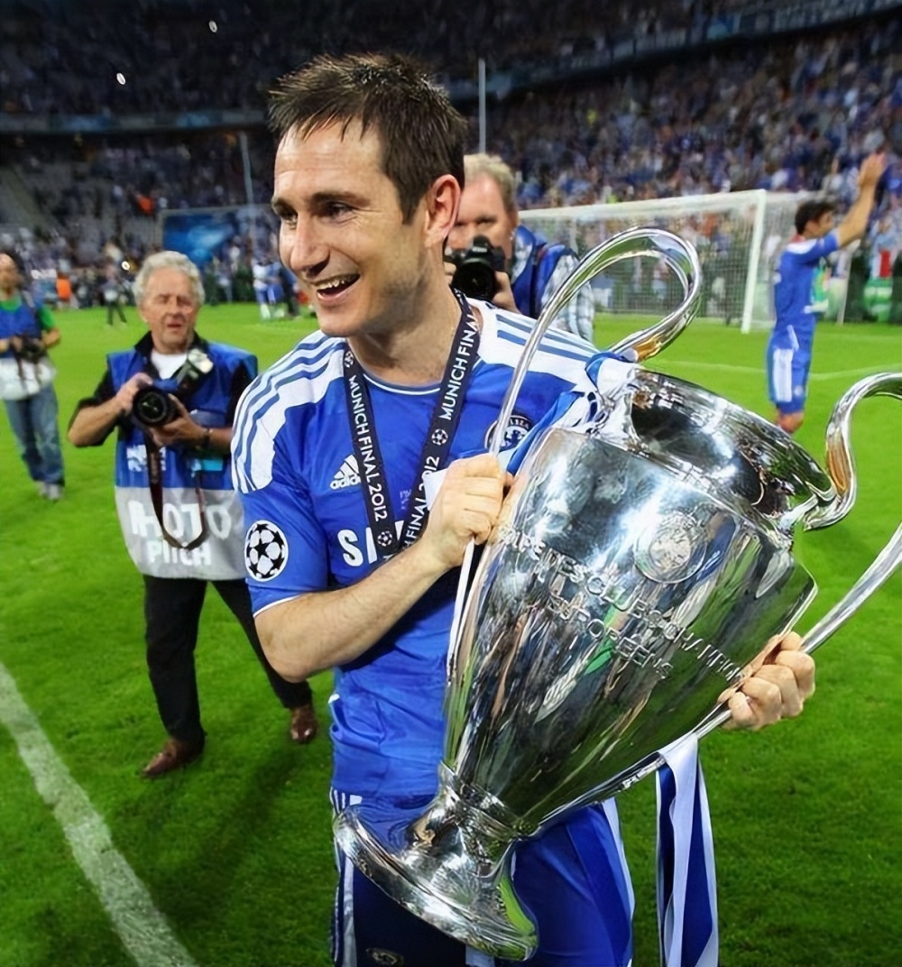 切尔西能复制2012年欧冠奇迹吗兰帕德第一堂训练课气氛很融洽