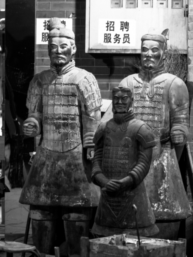 西安街头到底有多少在打工的兵马俑?