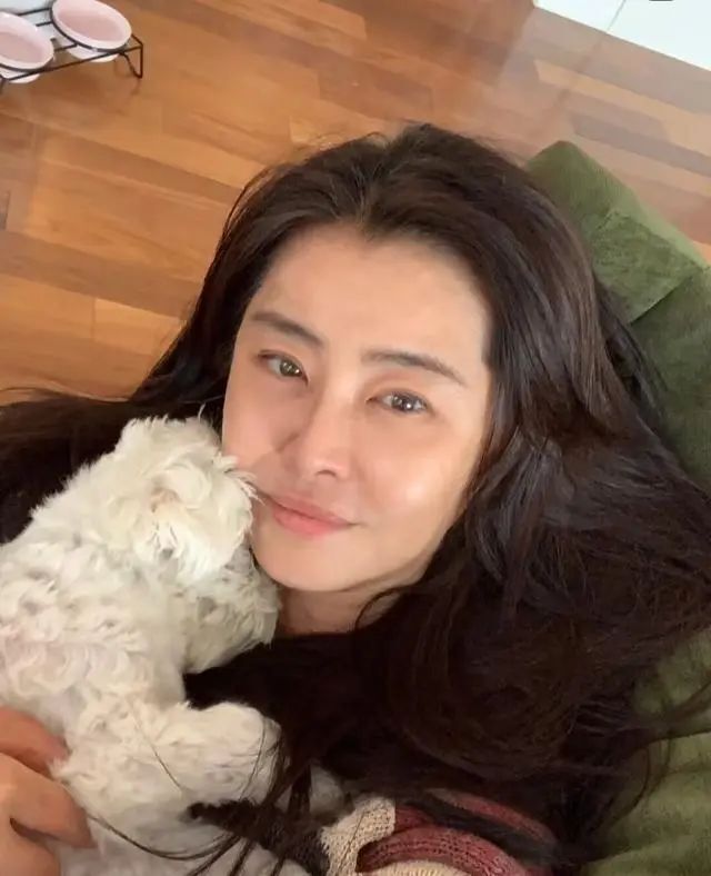 那些消失的绝色港星们:张曼玉精神抖擞,王祖贤美艳如初,林青霞却发福