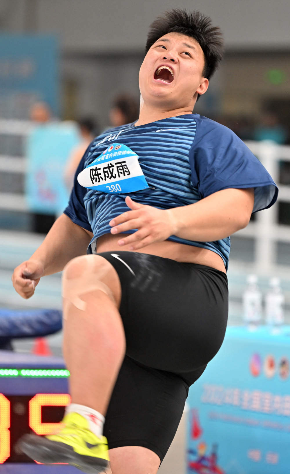 田径全国室内锦标赛田子重获男子铅球冠军