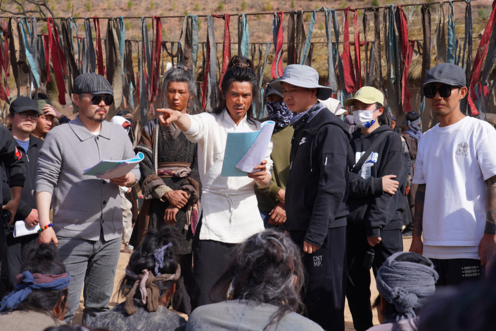 临夏市第一部武侠电影《醉刀客》精彩开拍_腾讯新闻