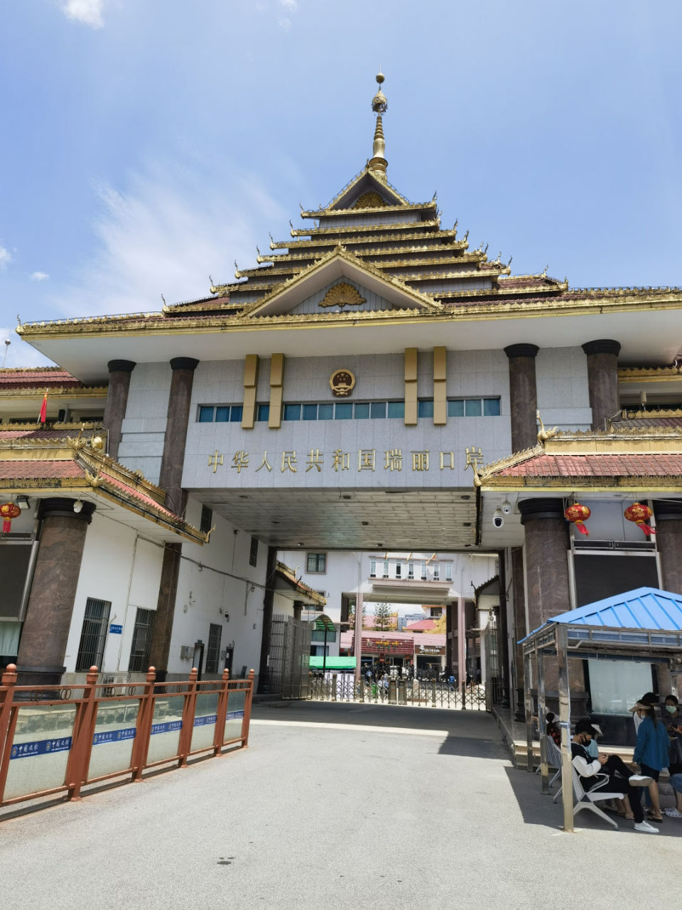 "去中国躲一下",缅北战区逃生