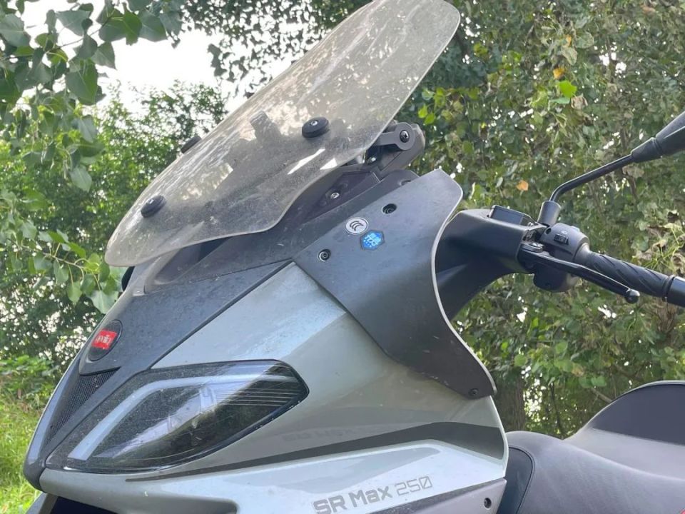 焕然一新——高功率版aprilia sr max 250动力性能感受-腾讯新闻