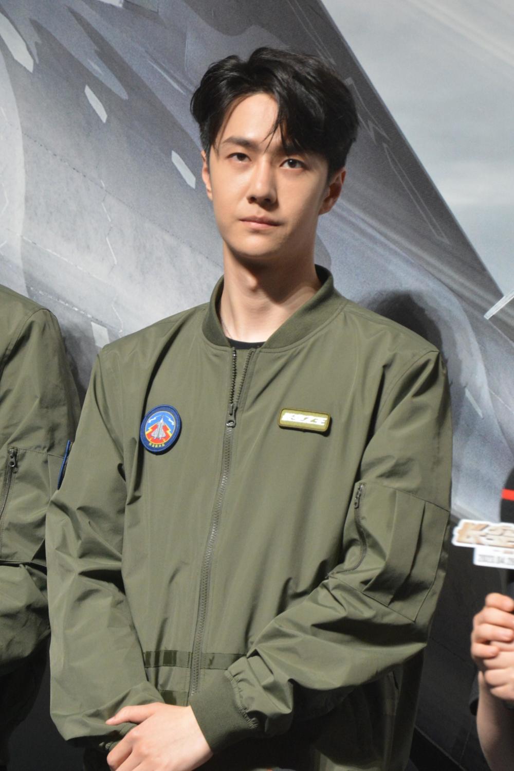 视频丨《长空之王》首映礼反响热烈,胡军,王一博谈对角色的感受_腾讯