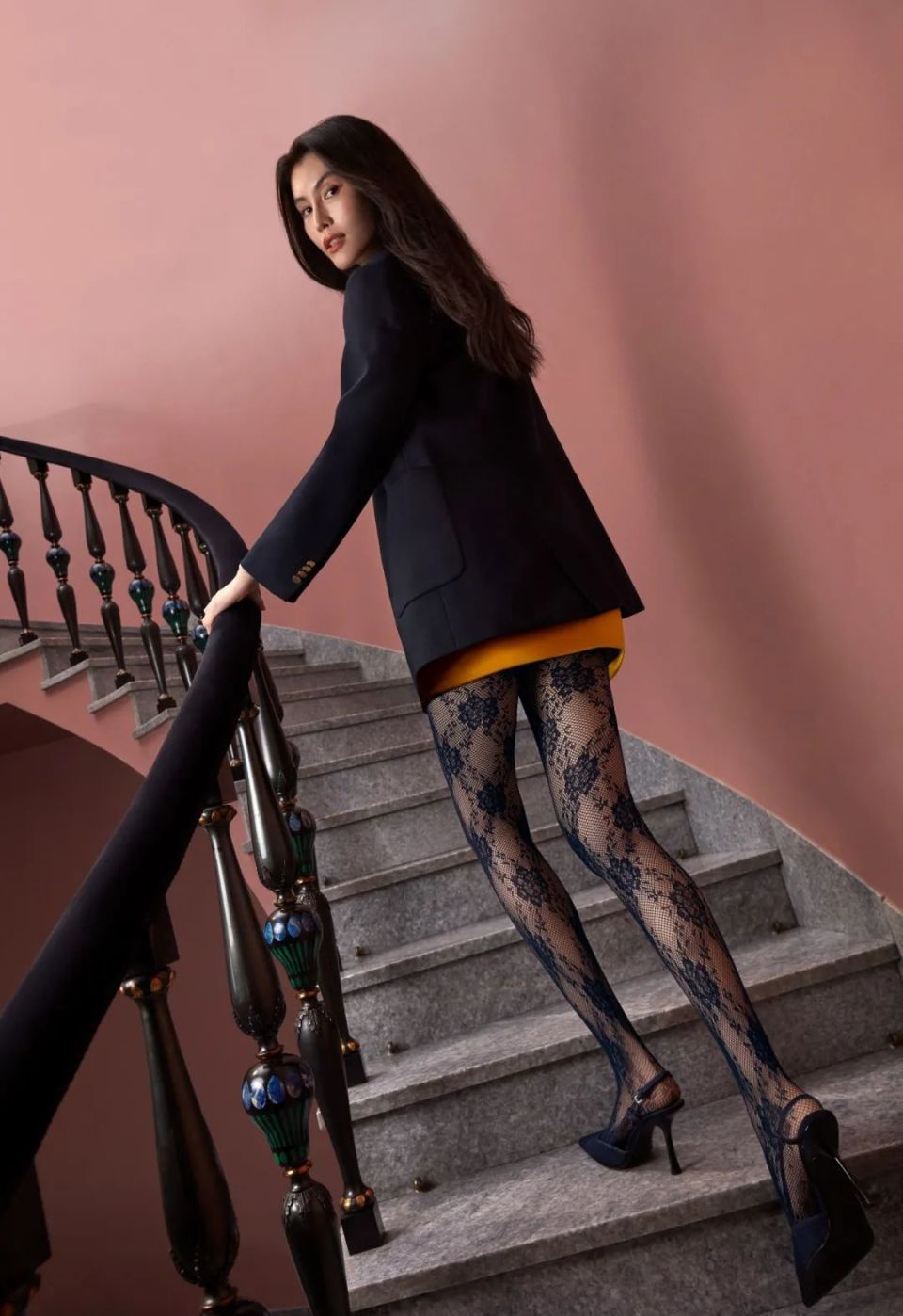 丝袜的时髦穿搭公式