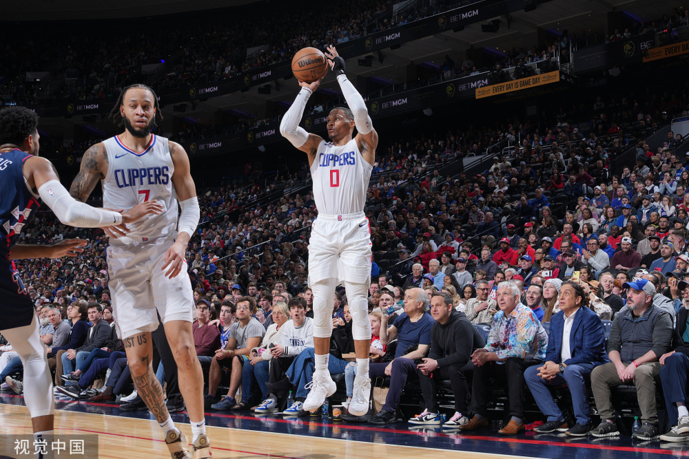 快船险胜神剧情哈登首回费城1614被嘘小卡关键两帽制胜救赎