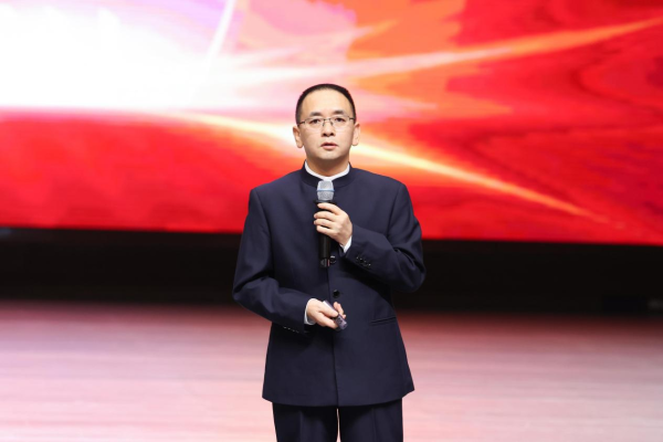 茅台新董事长股东大会"首秀"