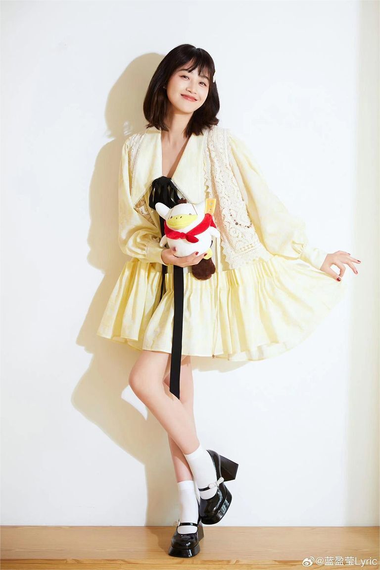 宋慧乔的嘴角弧度,决定她是拽姐还是甜妹!