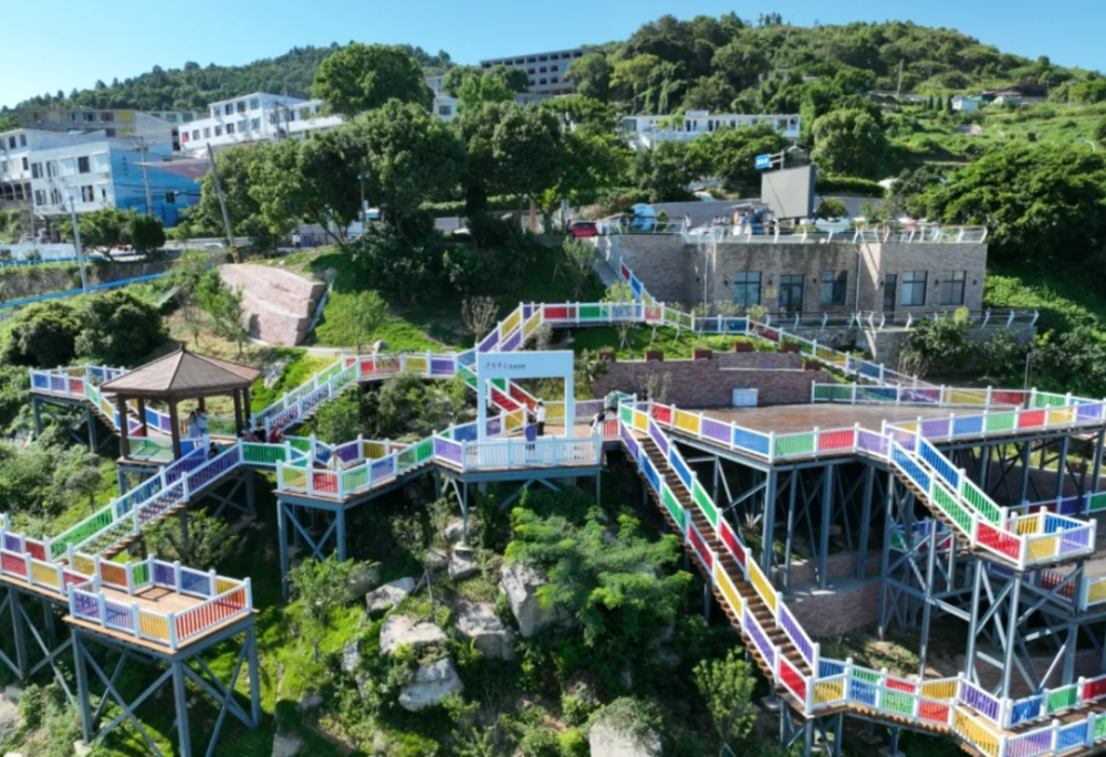 温州网红打卡点一幕!网友吵翻天.