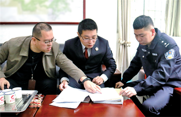 办理案件700余件无一错案,他究竟有什么制胜"法宝"?_腾讯新闻