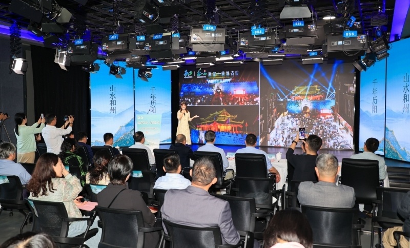 疗(休)养,老年,购物等4类专项旅游产品,位于和县的马鞍山香泉温泉度假