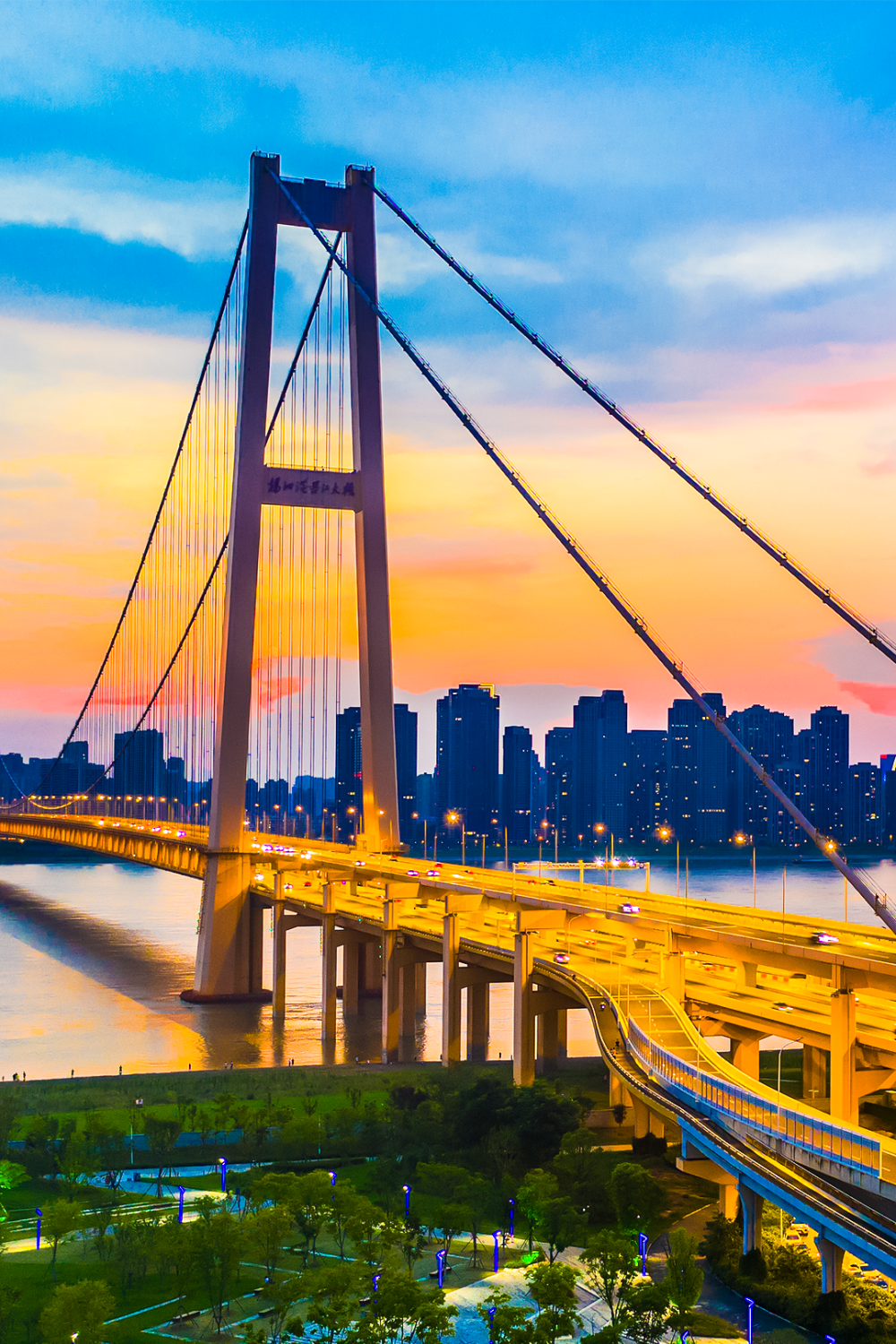 全景看白沙洲 | 发现杨泗港长江大桥的美!_腾讯新闻