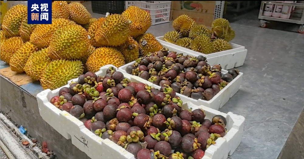 又有口福啦!广西凭祥铁路口岸一大波东南亚水果"抢鲜"入境