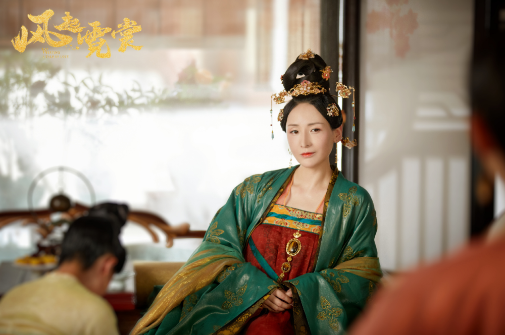 《风起霓裳》他保护她,《风起西州》她守护他,双向救赎