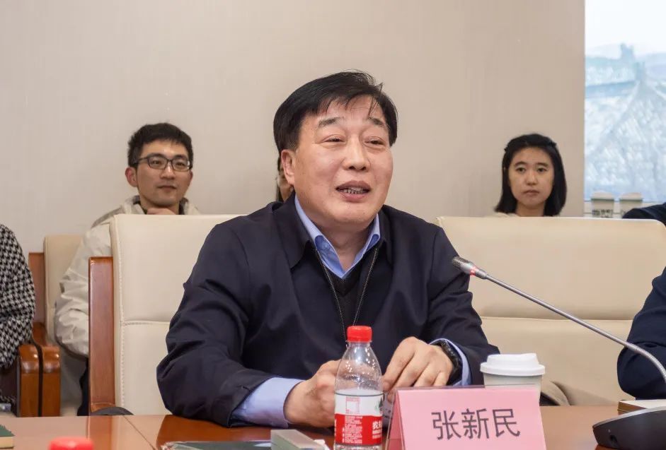 生物中心主任张新民在总结中指出,科技创新是推进卫生健康事业高质量