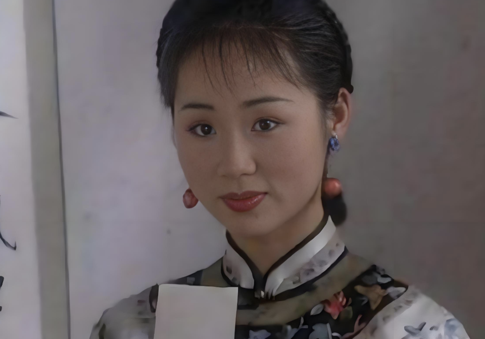 “郑春华”武晔在《雍正王朝》里那么美，怎么拍一部剧就熄火了？_腾讯新闻