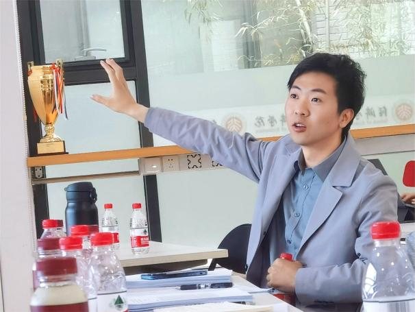 北京大学经济学院西方经济学博士生论坛举办