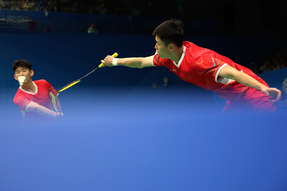 羽毛球男子双打首轮刘雨辰欧烜屹晋级