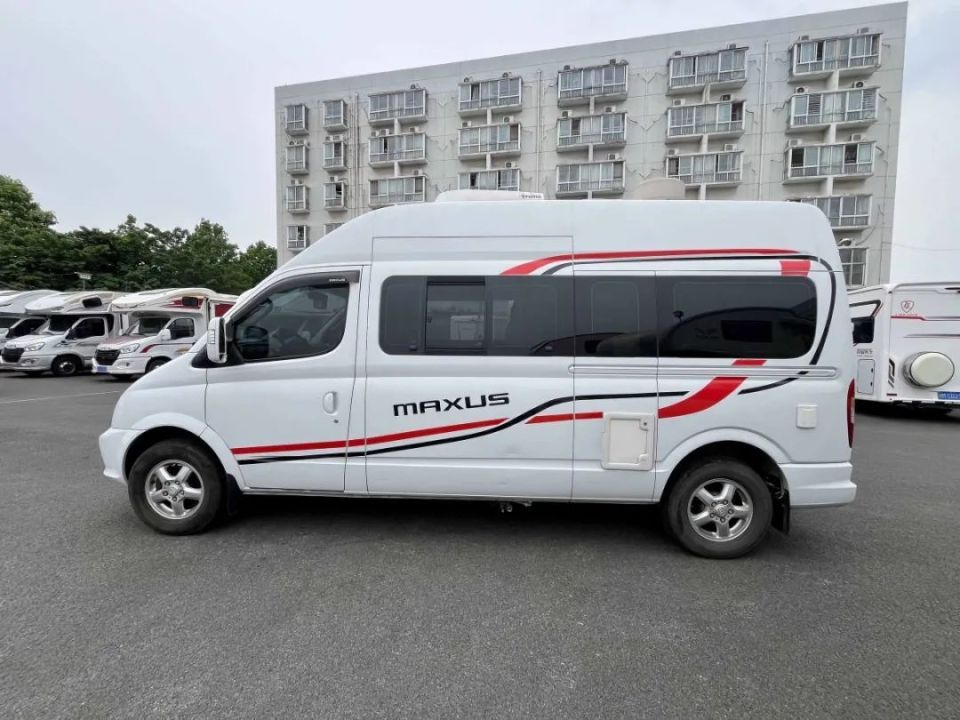 【二手房车】18年7月大通原厂v80房车4万多公里