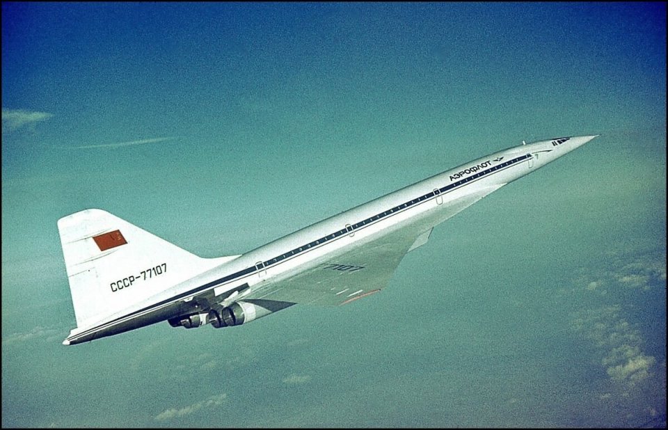 逆风飞行协和的对手前苏联tu-144超音速客机