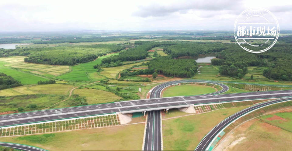 南昌西二绕城高速公路（厚田-石鼻段）正式开通_腾讯新闻