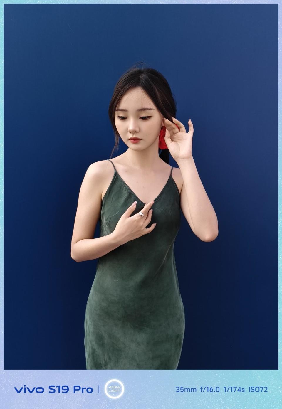 一组小姐姐照片,告诉你vivo s19 pro"五焦段"人像实力如何?