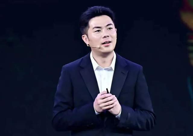 张俊杰的逆袭者叙事：从捡垃圾到掌舵百亿霸王茶姬，从流落孤儿到联姻豪门_腾讯新闻